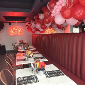 Restaurant balloon decor