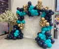 pa show balloons flowerwall