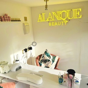 Neon Lighting Shop Signage