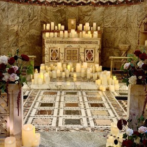 Wedding flowers - Fitzrovia Chapel, London